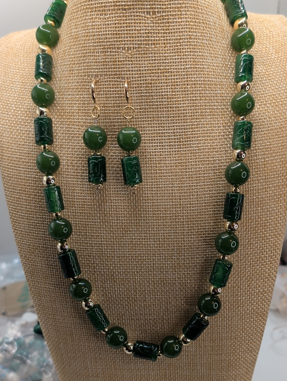 Green Jade Beaded Necklace and Earring Set - Elegant Women’s Jewelry